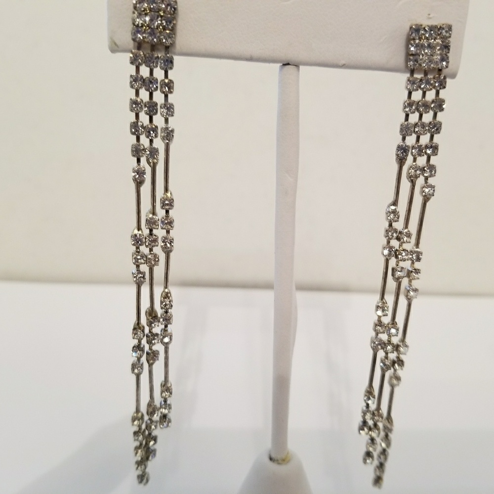 Gold Chandelier earring, crystal stones